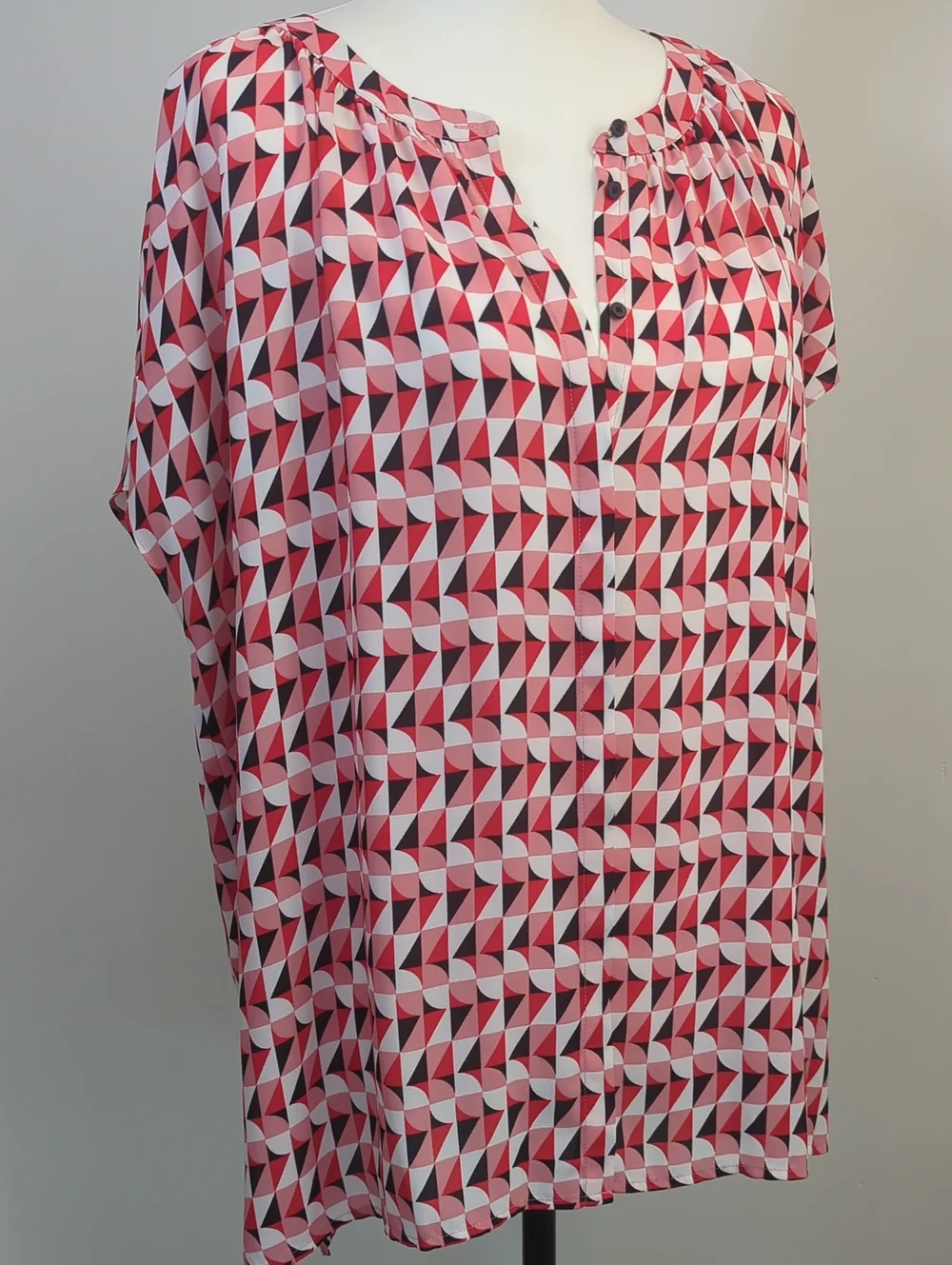 Halogen Geometric Triange Print Full Button Down Sleeveless Tunic Top XL
